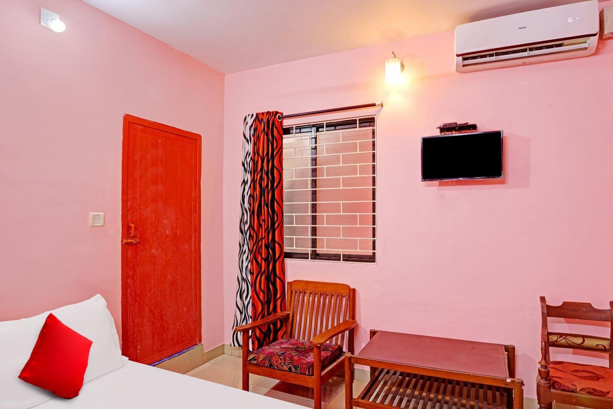 Hotel O Safa Inn Trippapur Exterior foto
