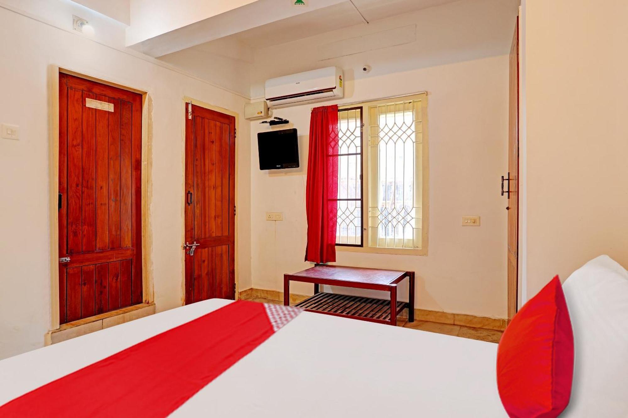 Hotel O Safa Inn Trippapur Exterior foto